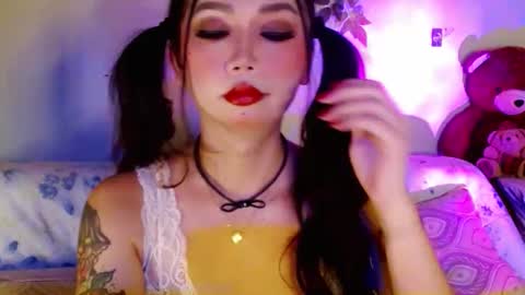 Snapshot of adorableslutxxx chatting on 09-18-25, 12:34 jasmine online show from 09-18-25, 12:34