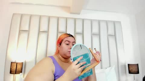 Snapshot of adreeaperez1 chatting on 10-14-25, 02:18 ANDREA PEREZ online show from 10-14-25, 02:18