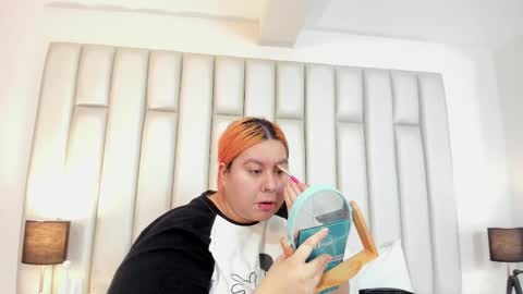 Snapshot of adreeaperez1 chatting on 10-18-25, 11:44 ANDREA PEREZ online show from 10-18-25, 11:44