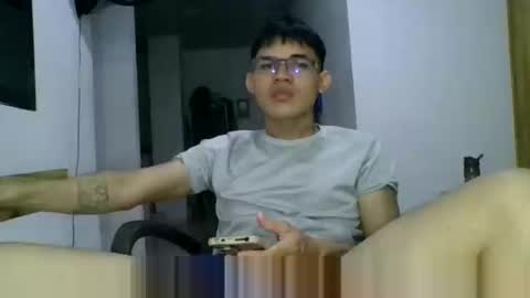 adrian018_ online show from 01-08-25, 02:25