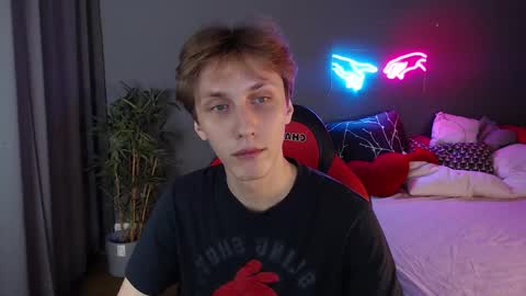 Adrian online show from 12-06-24, 04:28