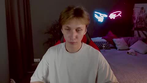 Adrian online show from 12-07-24, 04:36