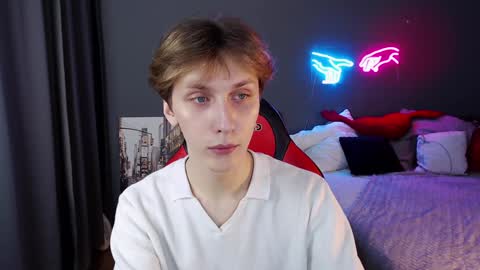 Adrian online show from 12-20-24, 05:57