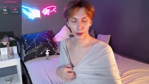 Adrian online show from 12-29-24, 09:06