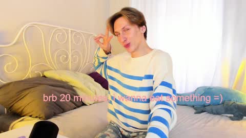 Adrian online show from 01-05-25, 09:26