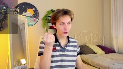 Adrian online show from 01-06-25, 06:14