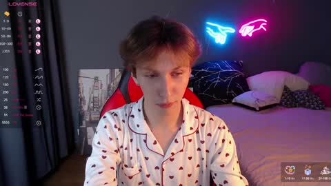Adrian online show from 01-12-25, 10:23
