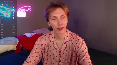 Adrian online show from 01-18-25, 07:37