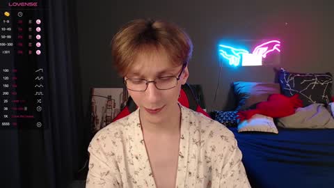 Adrian online show from 01-31-25, 04:17