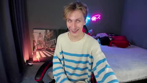 Adrian online show from 02-24-25, 04:47