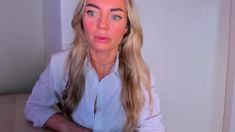 Adriana online show from 12-28-24, 06:40
