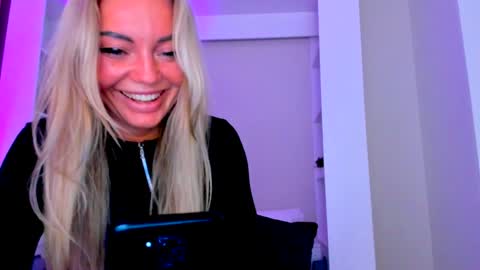 Adriana online show from 02-01-25, 06:08
