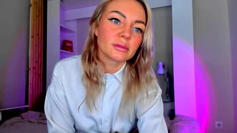 Adriana online show from 02-05-26, 04:11