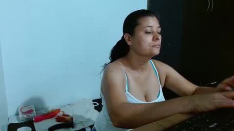 Snapshot of adriana_milf chatting on 01-30-25, 05:30 Adriana milf online show from 01-30-25, 05:30