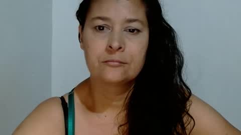 Snapshot of adriana_milf chatting on 11-03-25, 12:24 Adriana milf online show from 11-03-25, 12:24