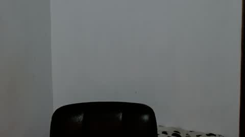 Snapshot of adriana_milf chatting on 11-08-25, 05:40 Adriana milf online show from 11-08-25, 05:40