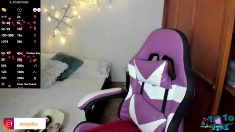 Snapshot of adrianapdes chatting on 11-29-25, 01:14 Adriana Paredes online show from 11-29-25, 01:14