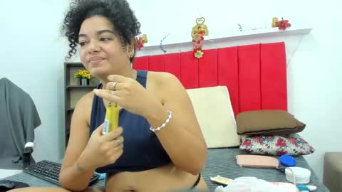 Snapshot of adrianasex_69 chatting on 12-29-24, 02:49 adriana online show from 12-29-24, 02:49