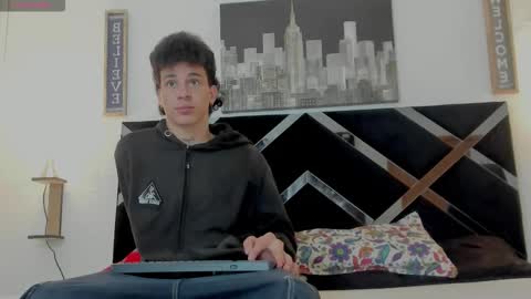 Snapshot of adriano_bigcock chatting on 11-05-25, 04:01 Adrian online show from 11-05-25, 04:01