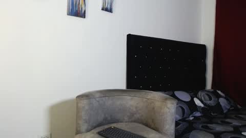 adriel_escalante online show from 12-18-25, 03:12