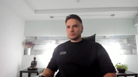 Adrein Roche online show from 11-21-25, 11:25