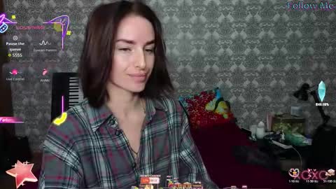 Adriana online show from 10-30-25, 04:36