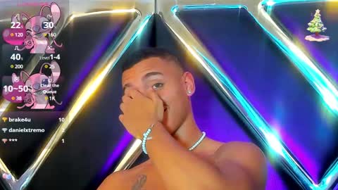 Adrian Lopez online show from 12-11-24, 10:49