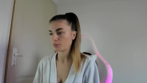 adventurina online show from 11-11-25, 09:53