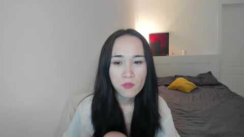 Aenie online show from 10-24-25, 11:50