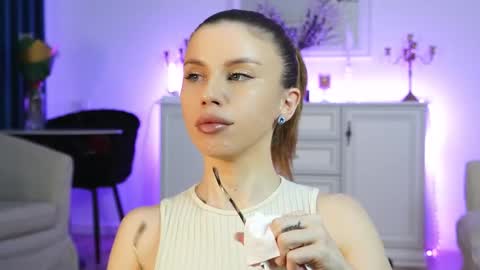 Snapshot of aelia_anara chatting on 02-07-26, 06:22 Aelia online show from 02-07-26, 06:22