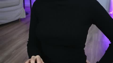 Snapshot of aelia_anara chatting on 02-08-26, 06:00 Aelia online show from 02-08-26, 06:00