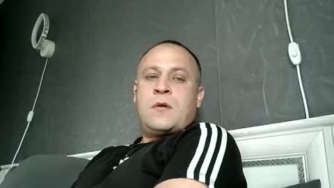 Sasha online show from 10-16-25, 05:52