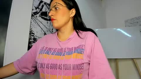 Africa  online show from 10-19-25, 02:01