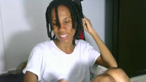 Snapshot of africadeluxe chatting on 02-15-25, 10:21 Africa online show from 02-15-25, 10:21