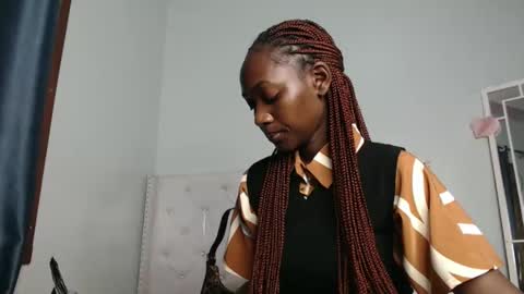 Snapshot of africanpetitequeen chatting on 10-15-25, 12:05 CIARA online show from 10-15-25, 12:05