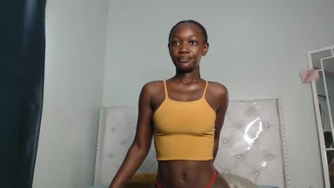 Snapshot of africanpetitequeen chatting on 10-23-25, 09:08 CIARA online show from 10-23-25, 09:08