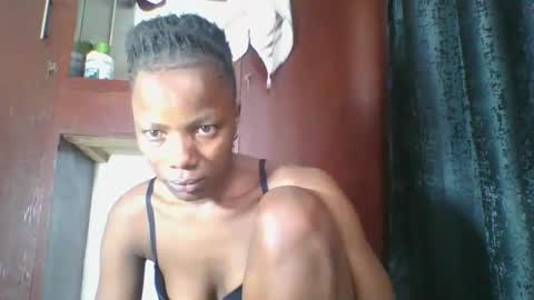 PHOEBE online show from 02-22-25, 03:56