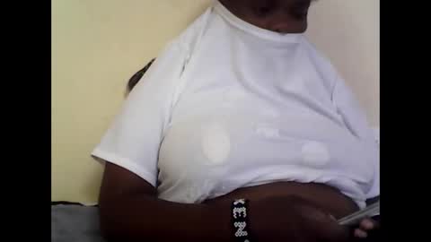 Snapshot of africanwoman2 chatting on 02-04-26, 01:17 africanwoman2 online show from 02-04-26, 01:17