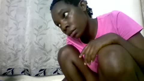 Snapshot of afronubians_ chatting on 02-14-25, 10:07 pink and josphen online show from 02-14-25, 10:07