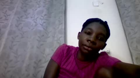 Snapshot of afronubians_ chatting on 02-16-25, 08:21 pink and josphen online show from 02-16-25, 08:21