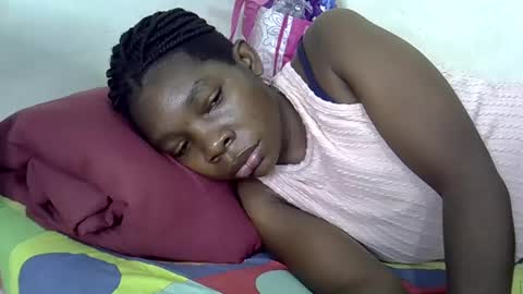 Snapshot of afronubians_ chatting on 02-19-25, 05:49 pink and josphen online show from 02-19-25, 05:49