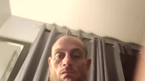 Snapshot of aftermathr3 chatting on 10-19-25, 02:34 aftermathr3 online show from 10-19-25, 02:34