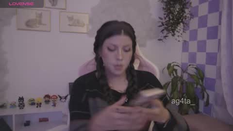 Snapshot of ag4ta_ chatting on 10-27-25, 11:41 Agata online show from 10-27-25, 11:41