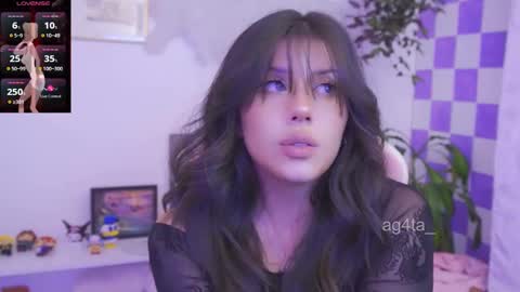 Snapshot of ag4ta_ chatting on 10-29-25, 11:50 Agata online show from 10-29-25, 11:50