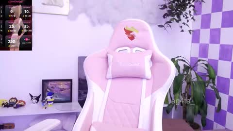 Snapshot of ag4ta_ chatting on 11-01-25, 03:08 Agata online show from 11-01-25, 03:08