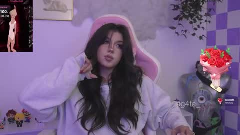 Snapshot of ag4ta_ chatting on 11-15-25, 04:10 Agata online show from 11-15-25, 04:10