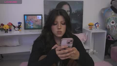 Snapshot of ag4ta_ chatting on 11-21-25, 02:54 Agata online show from 11-21-25, 02:54