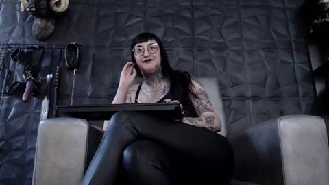  Miss Agata  online show from 12-15-25, 08:35