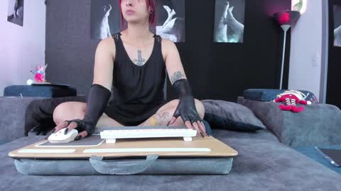 Agata Collinss online show from 12-14-24, 06:56