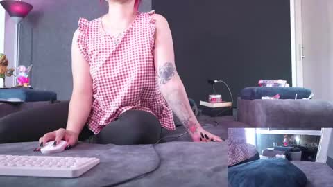 Agata Collinss online show from 03-07-25, 09:51